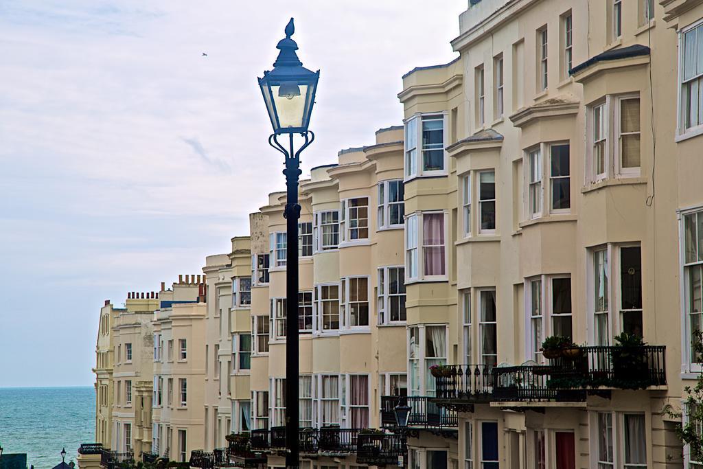 Cross Street Guesthouse Brighton Екстер'єр фото