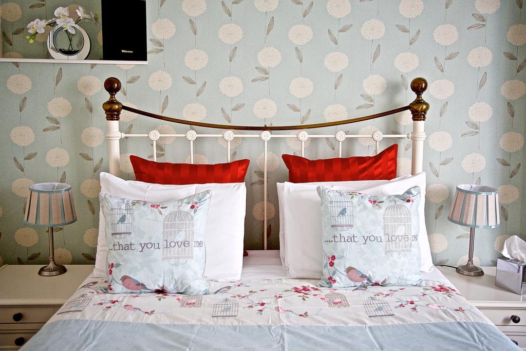Cross Street Guesthouse Brighton Екстер'єр фото
